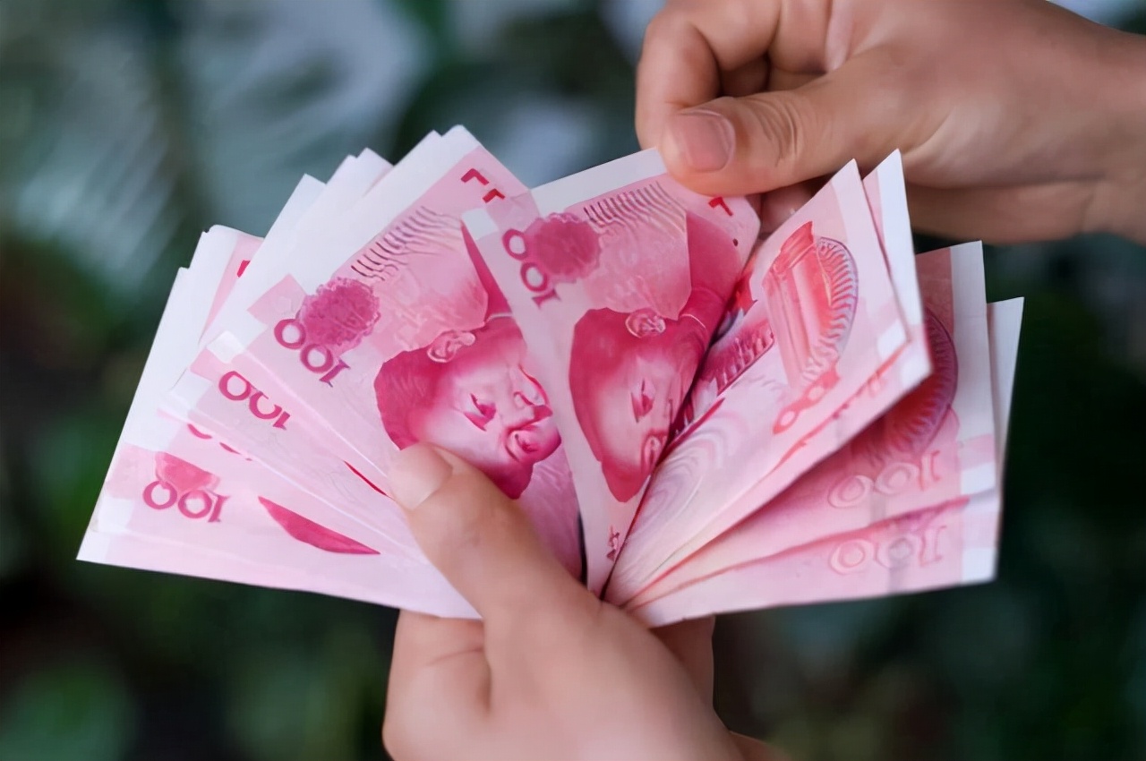 银行取钱有分怎么办？去取钱银行说没钱了，让储户分期取是什么情况？储户该怎么办？