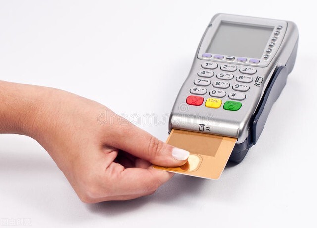 信用卡有用吗？你的信用卡都有什么用你知道吗？