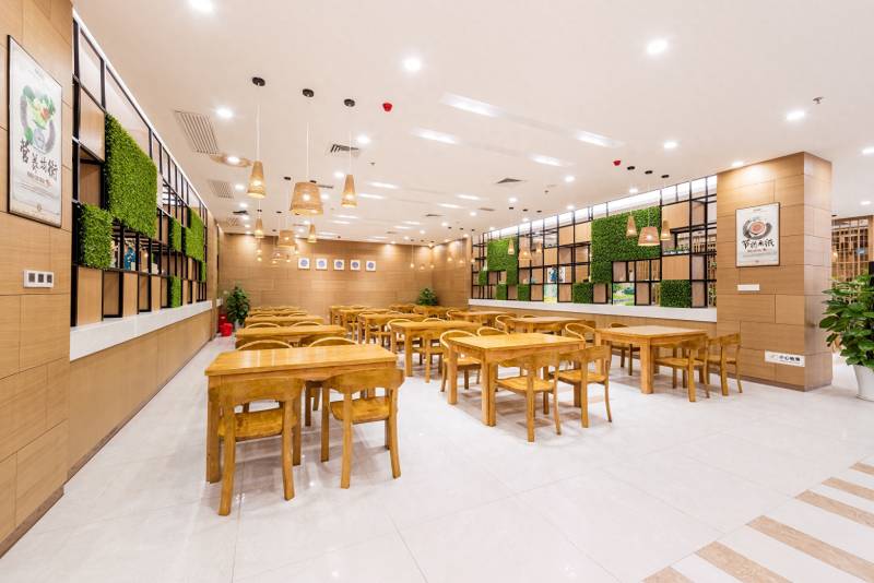 承包食堂需要多少钱？