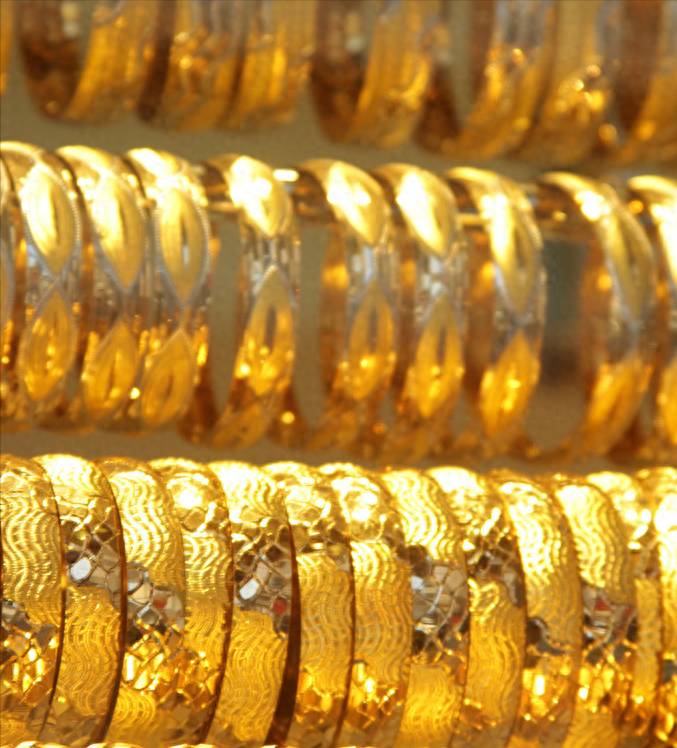 黄金是涨了还是跌了目前黄金价格是上涨还是下跌呢？