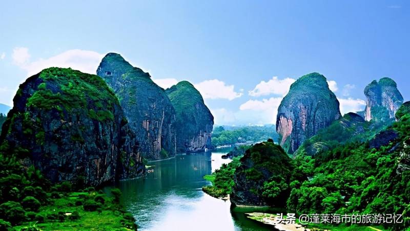 贵州赤水是中国丹霞哪个发展阶段的典型代表？
