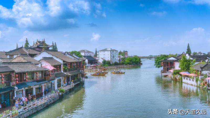 上海滴水湖有什么好玩的景点？