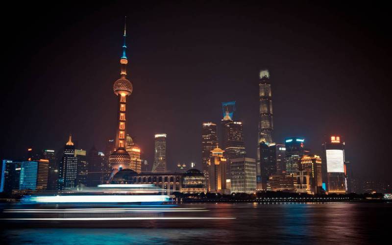 东方明珠股票是做什么的？