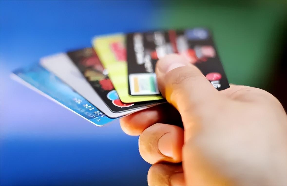 信用卡逾期不还被起诉了怎么办？什么情况下信用卡逾期会被起诉？