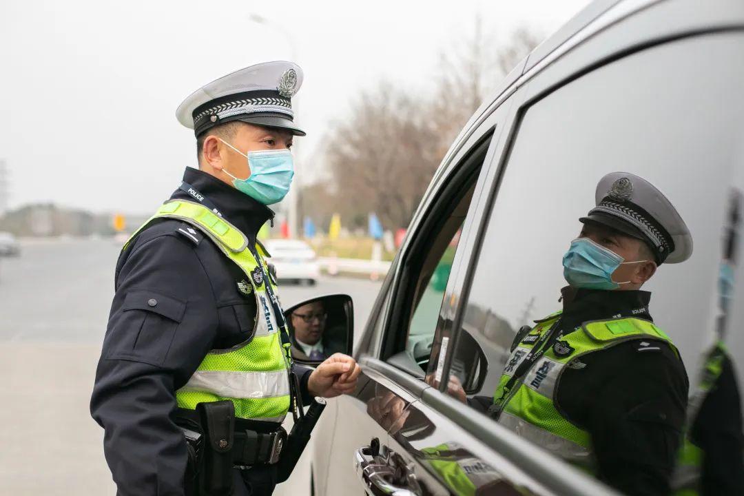 杭州高速三车相撞，杭州高速追尾