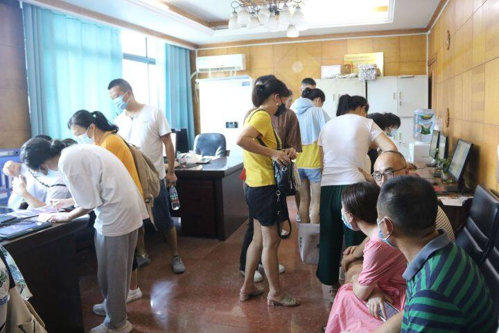 大学助学贷款怎么申请条件？怎么申请大学学费助学贷款？